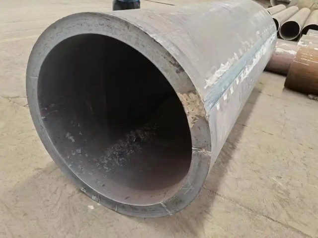 海城30CrMo大口径无缝钢管